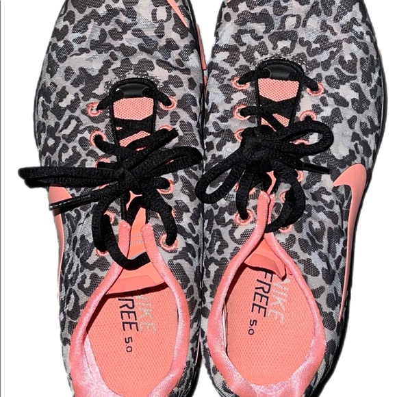 Coral and Gray Cheetah Print Nike Running Shoes - Picture 4 of 7
